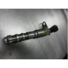 95V032 Variable Valve Timing Solenoid From 2010 Chevrolet Traverse 3.6 95V032 Variable Valve Timing Solenoid From 2010 Chevrolet Traverse 3.6